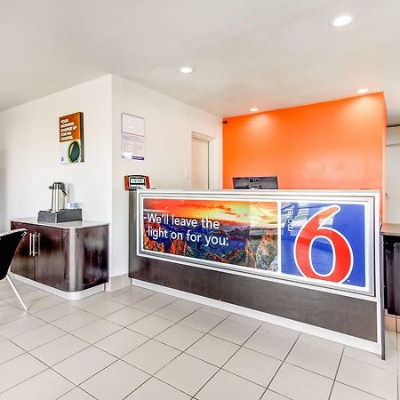 Motel 6 Waco - Lacy Lakeview Bellmead Екстер'єр фото