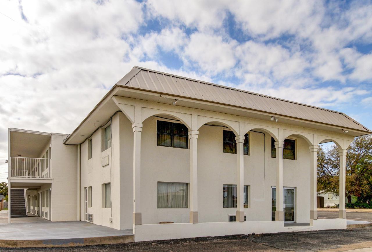 Motel 6 Waco - Lacy Lakeview Bellmead Екстер'єр фото