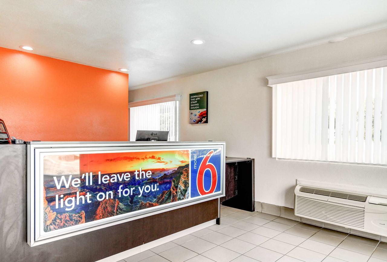 Motel 6 Waco - Lacy Lakeview Bellmead Екстер'єр фото